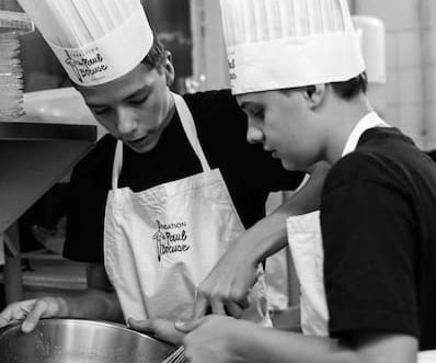 Tablier enfant rouge Paul Bocuse